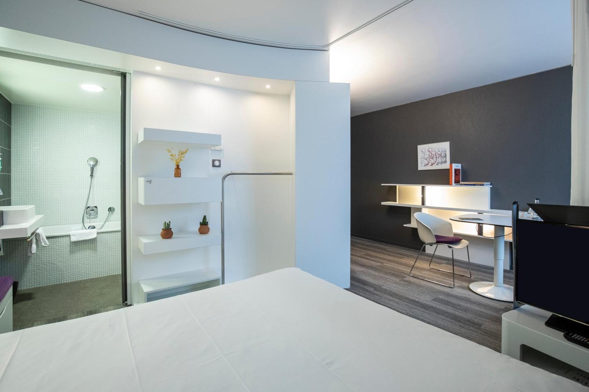 Novotel Hotel